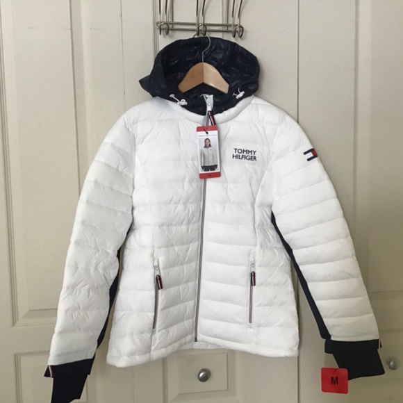 Tommy Hilfiger Women’s Packable Hooded Puffer Jacket White Medium NWT - Picture 8 of 10